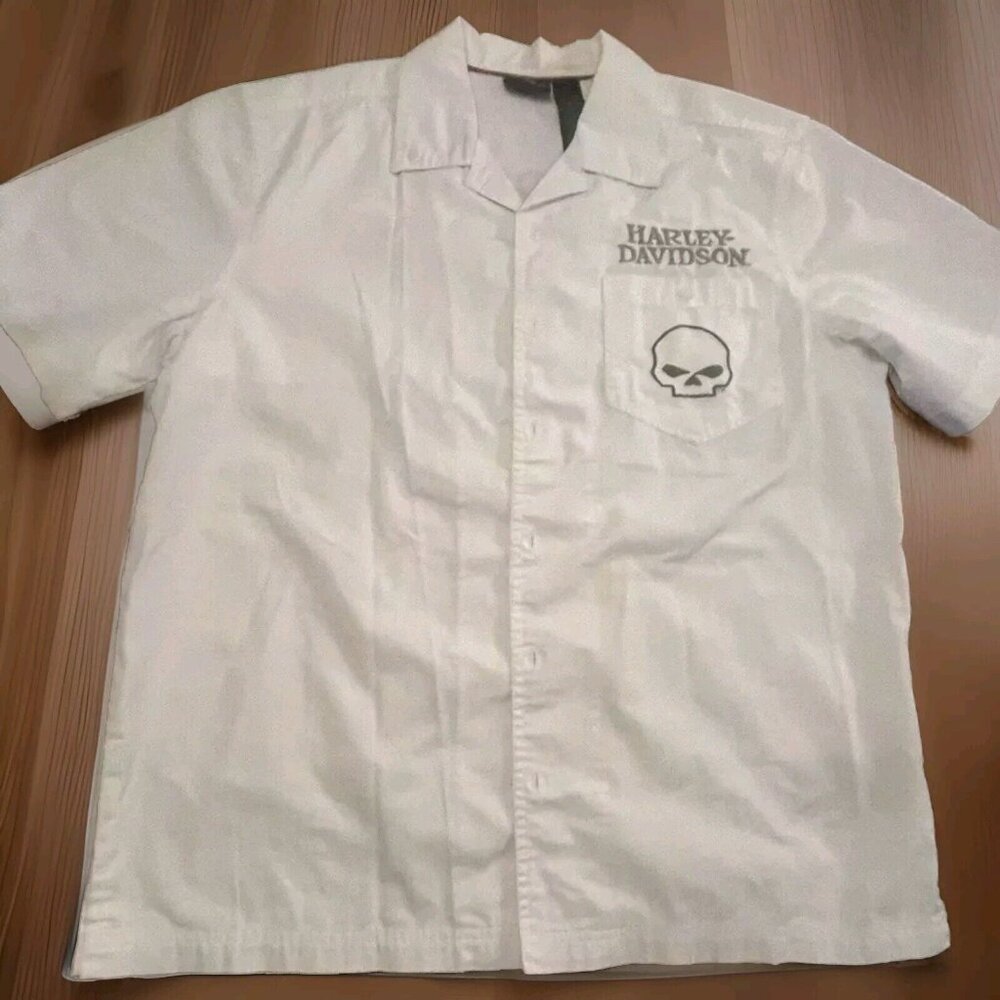 Harley-Davidson Men's Size L White Short Sleeve Button-Up Shirt Embroidered